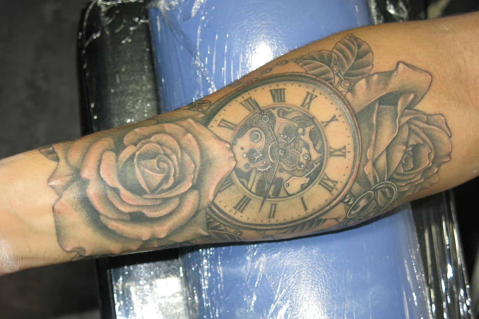 薔薇　懐中時計|腕　ブラックアンドグレイ　ブラックアンドグレー　時計　懐中時計　薔薇　バラ　ローズ　ＲＯＳＥ　rose