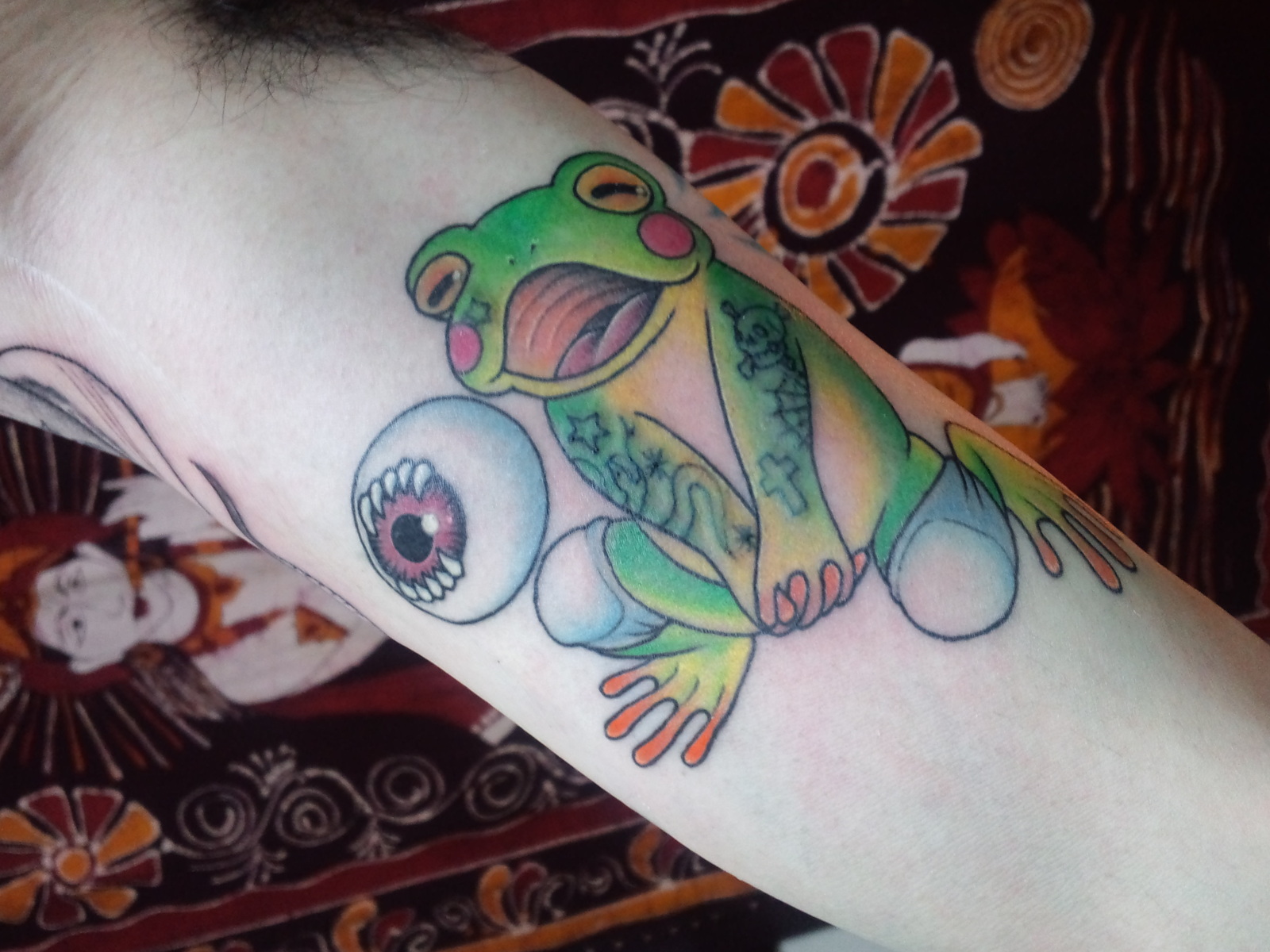 蛙|腕　カラー　蛙　カエル　目玉　ワンポイント