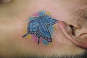 蝶々|耳　カラー　ワンポイント　蝶々　バタフライ